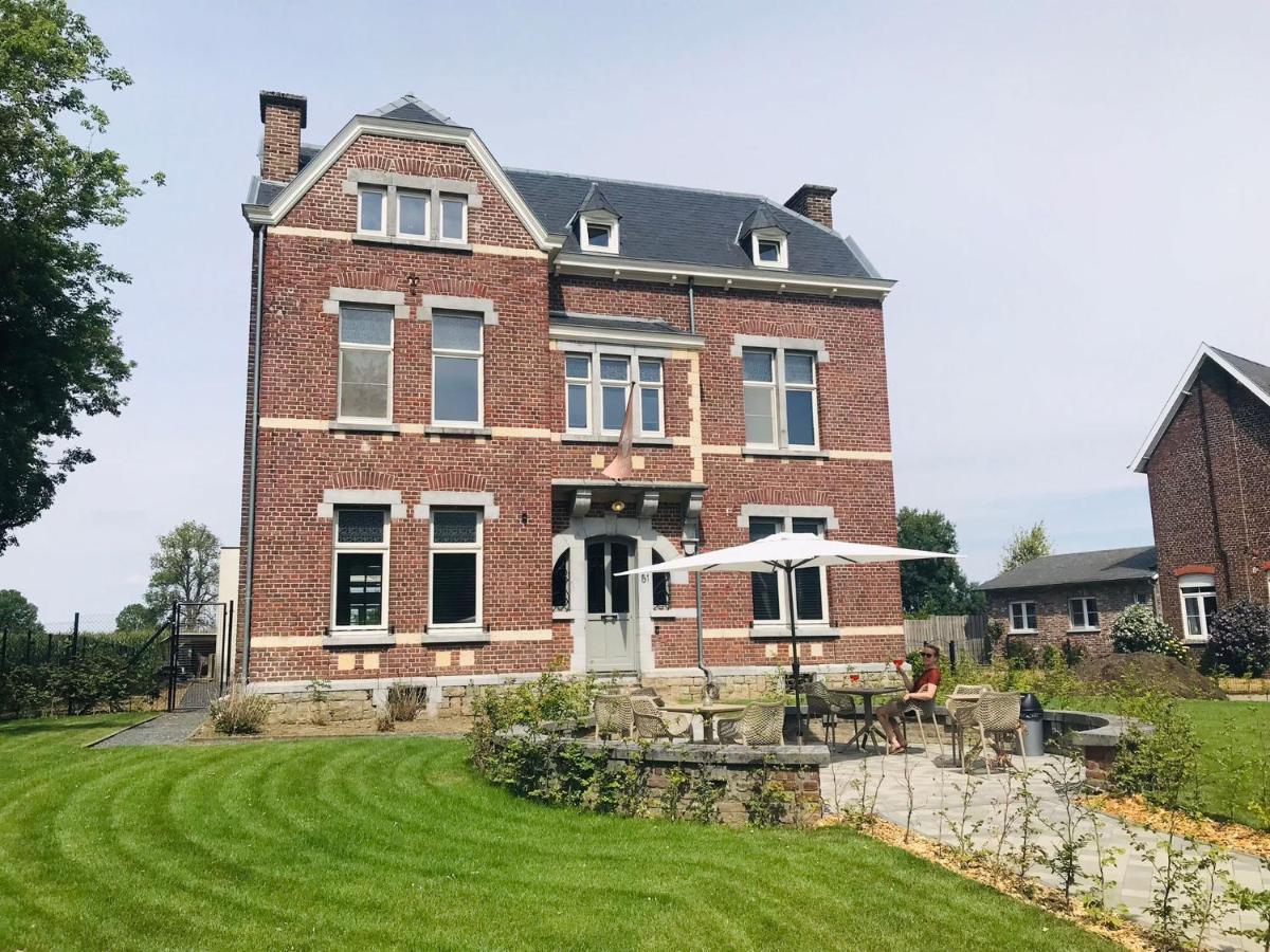 B&B Het Notarishuis - Authentiek Verblijf Nabij Maastricht Voeren Dış mekan fotoğraf