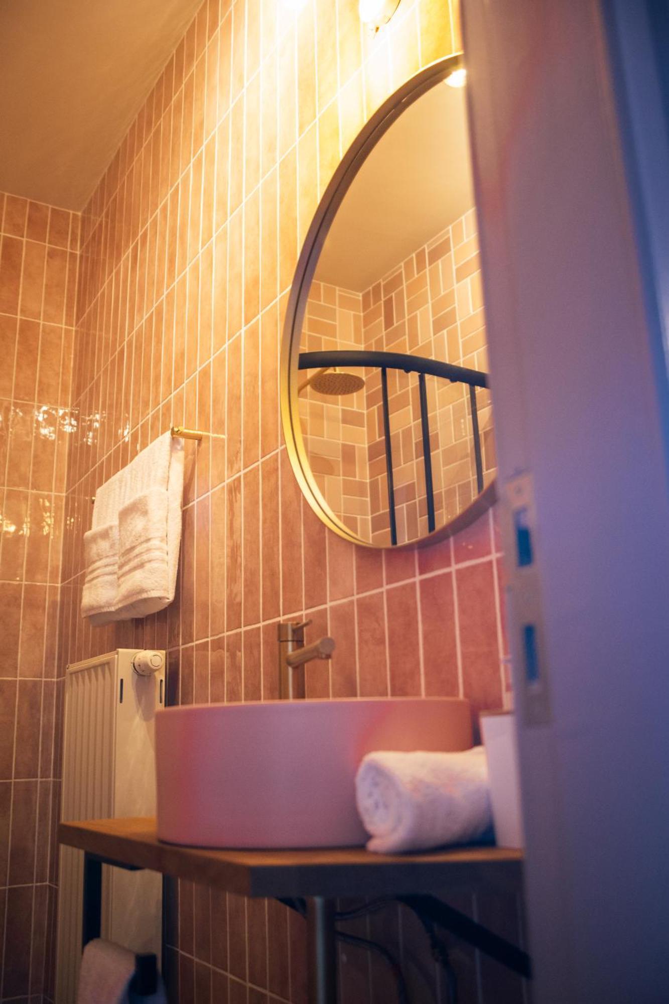 B&B Het Notarishuis - Authentiek Verblijf Nabij Maastricht Voeren Dış mekan fotoğraf