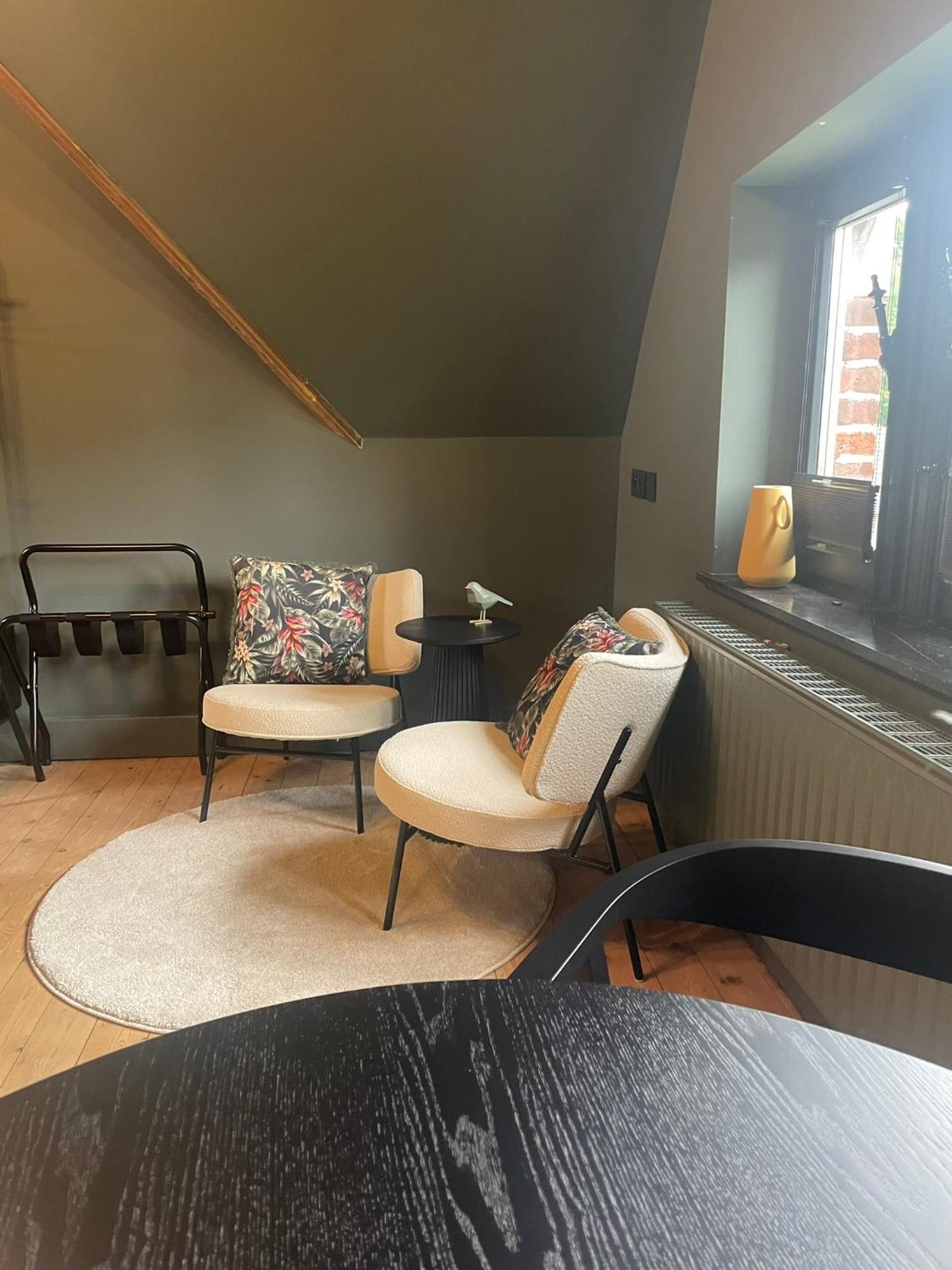 B&B Het Notarishuis - Authentiek Verblijf Nabij Maastricht Voeren Dış mekan fotoğraf